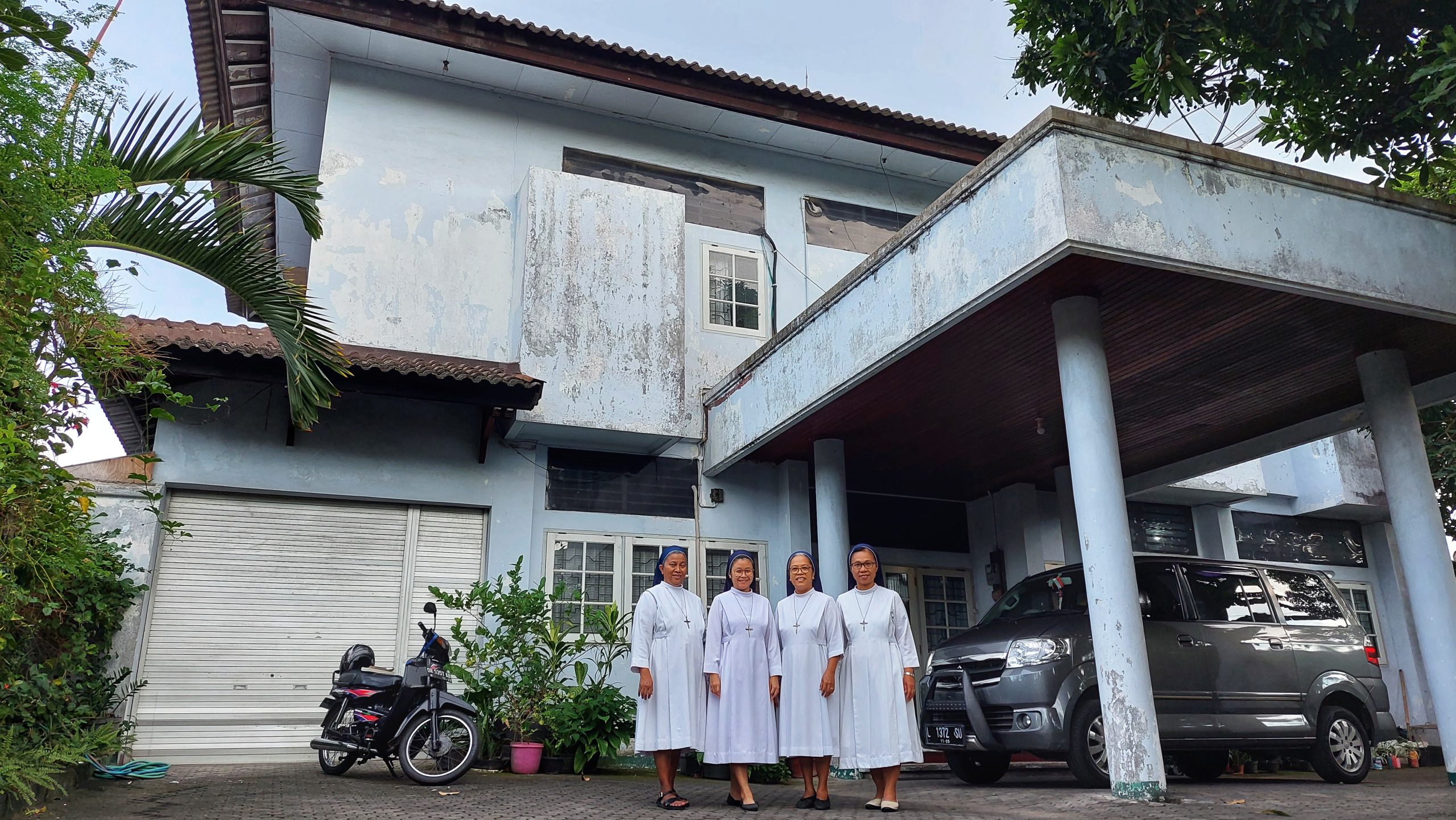 Para Suster Kom. St. Antonius Lombok