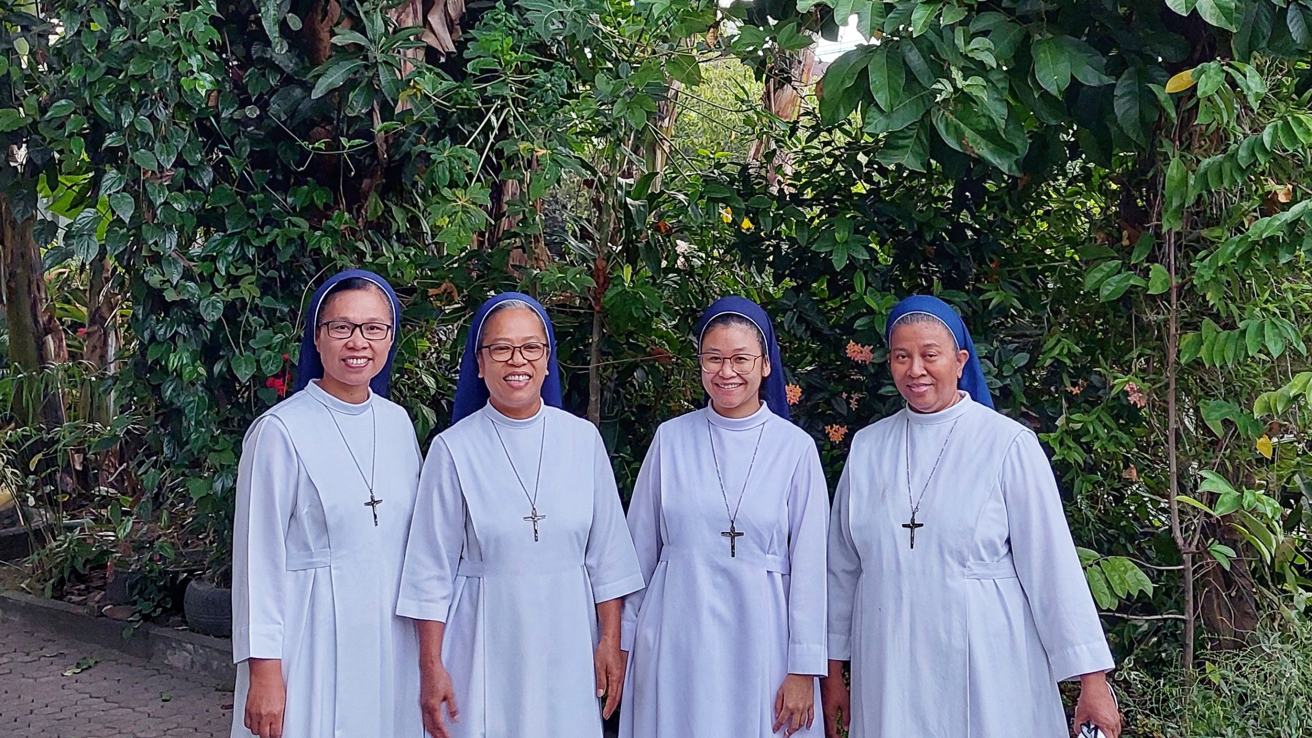 Para Suster Kom. St. Antonius Lombok