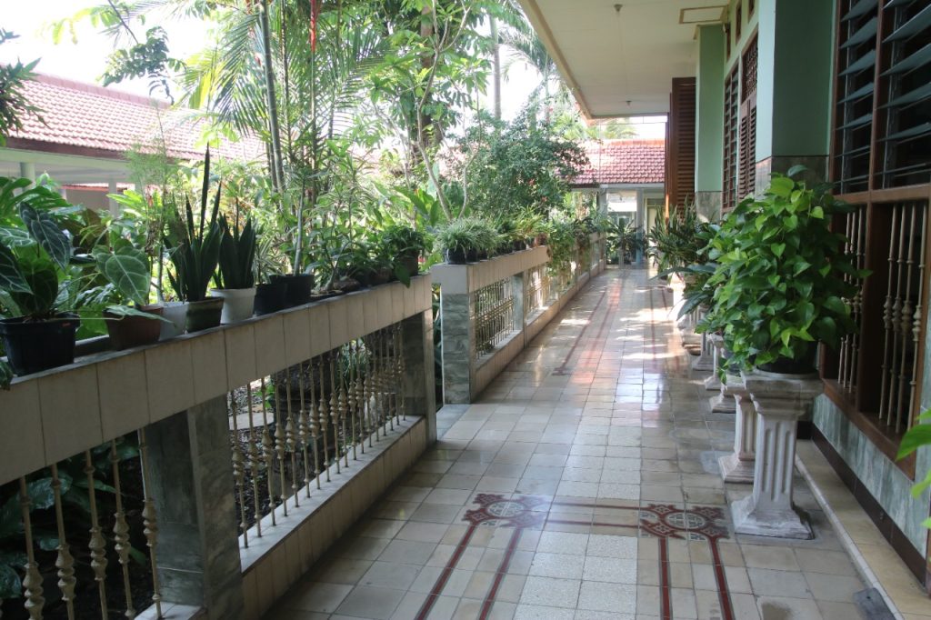 Kom. St. Elisabeth Blitar