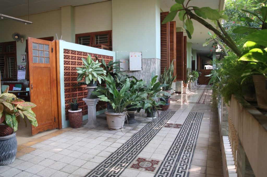 Kom. St. Elisabeth Blitar