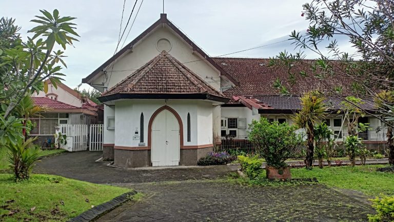Komunitas St. Maria Batu