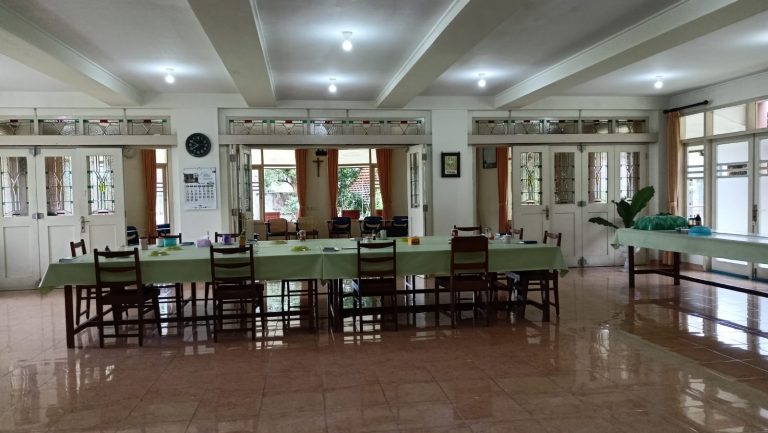 Komunitas St. Maria Batu